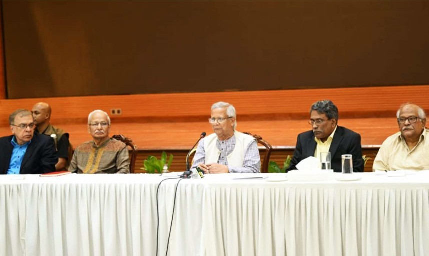 রাজনৈতিক দলগুলোর সঙ্গে ঐকমত্যের মাধ্যমে জুলাই সনদ ঘোষণার অঙ্গীকার প্রধান উপদেষ্টার